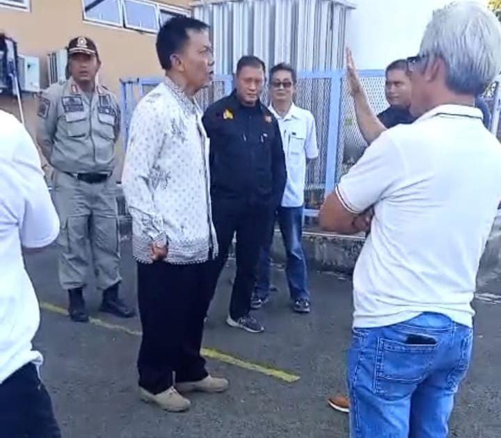 Eks Kapolsek Diduga Persekusi Aktivis Terkait Perizinan RS Permata LSM Frontal Desak Kapolres Kuningan Periksa Saksi dan CCTV