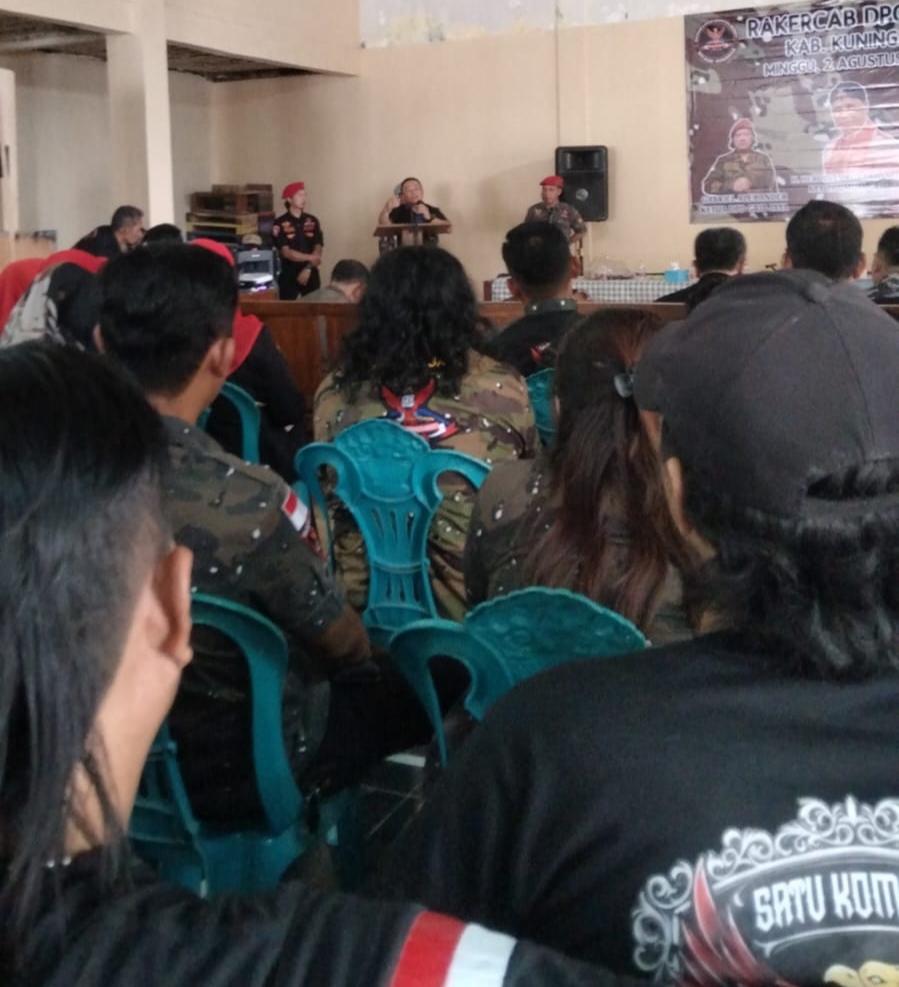 “PERKUAT KONSOLIDASI dan KEPEDULIAN SOSIAL” RAKERCAB DPC GRIB Jaya DPC Kuningan Diwarnai Kegiatan Sosial Melalui Santunan 150 Anak Yatim