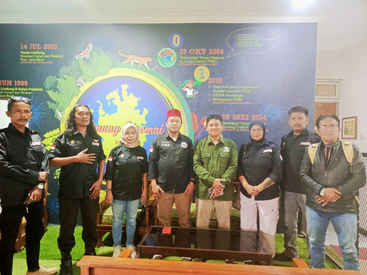 Sinergitas Balai TNGC dan FWJI Korwil Kuningan Perkuat Kolaborasi Informasi dan Pelestarian Lingkungan