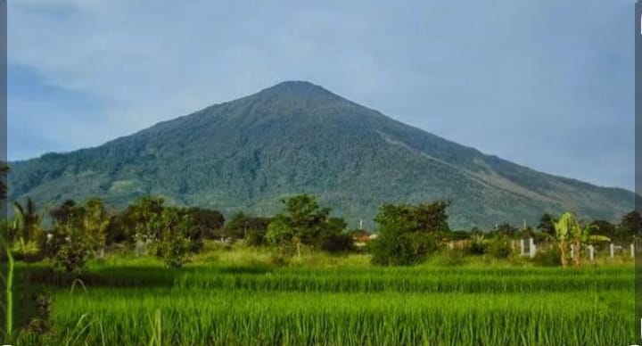 AWI DPC Kuningan Soroti Rencana Eksploitasi Geotermal Ciremai: Desak Transparansi AMDAL dan Waspadai Dampak Lingkungan